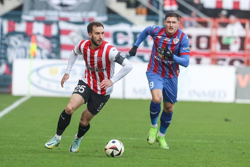 Football. PKO BP Ekstraklasa. Piast Gliwice - Cracovia Krakow. 08.12.2024
