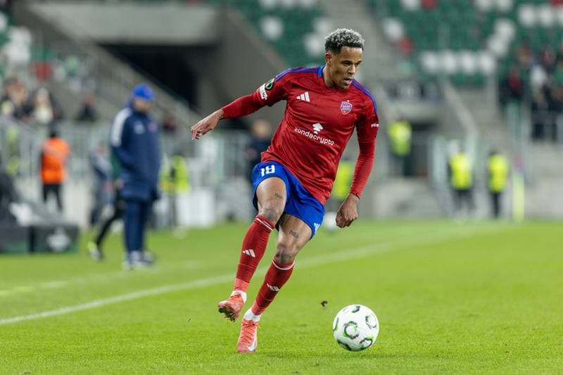 Football. UEFA Conference League. Rakow Czestochowa - Universitatea Craiova. 02.10.2025