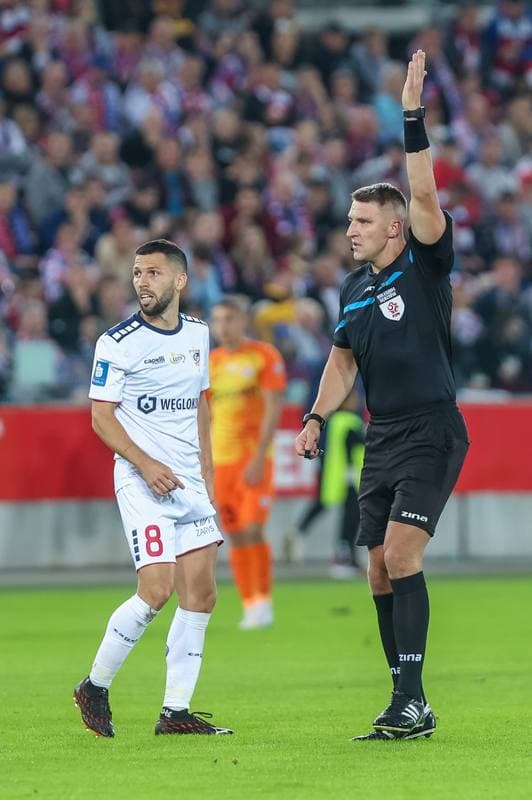 Football. PKO BP Ekstraklasa. Gornik Zabrze - Zaglebie Lubin. 02.10.2023