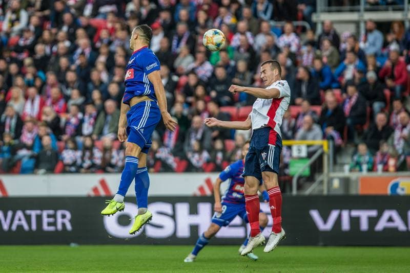 Football. PKO BP Ekstraklasa. Gornik Zabrze - Piast Gliwice. 03.11.2019