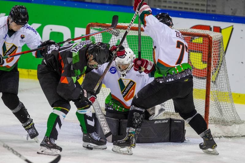Ice Hockey. MHL. KS Katowice Naprzod Janow - MOSM Tychy. 08.10.2022