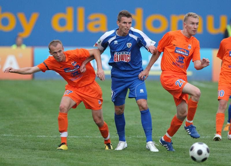 Football. I liga. Termalica Bruk-Bet Nieciecza - Piast Gliwice. 10.09.2011
