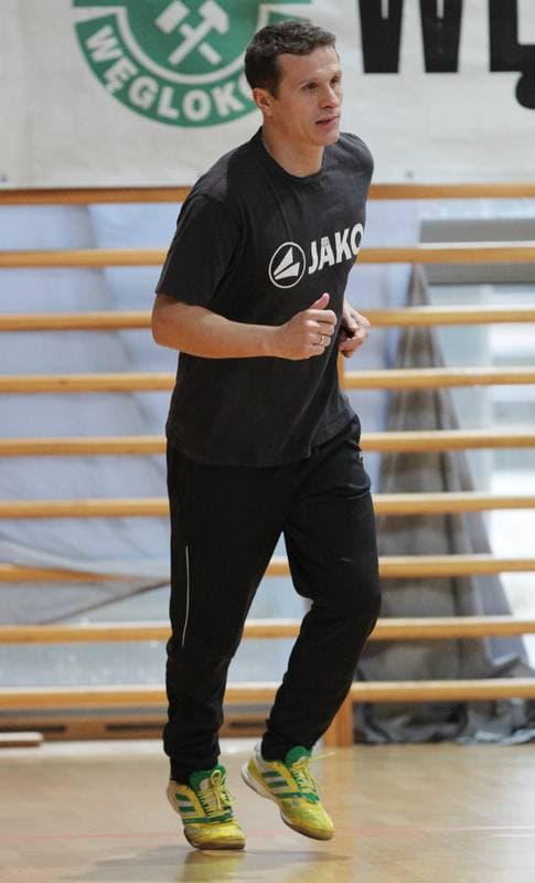 Football. GKS Katowice. Training. 09.01.2012