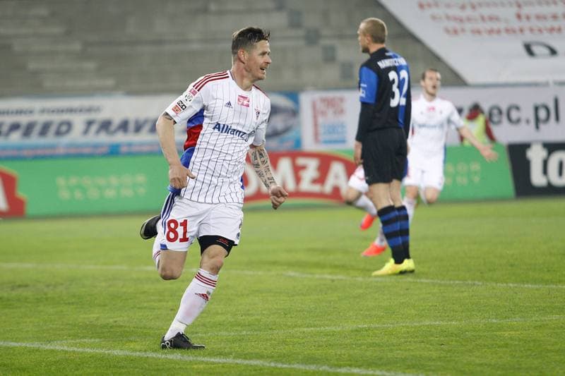 Football. T-Mobile Ekstraklasa. Gornik Zabrze - Zawisza Bydgoszcz. 29.04.2015