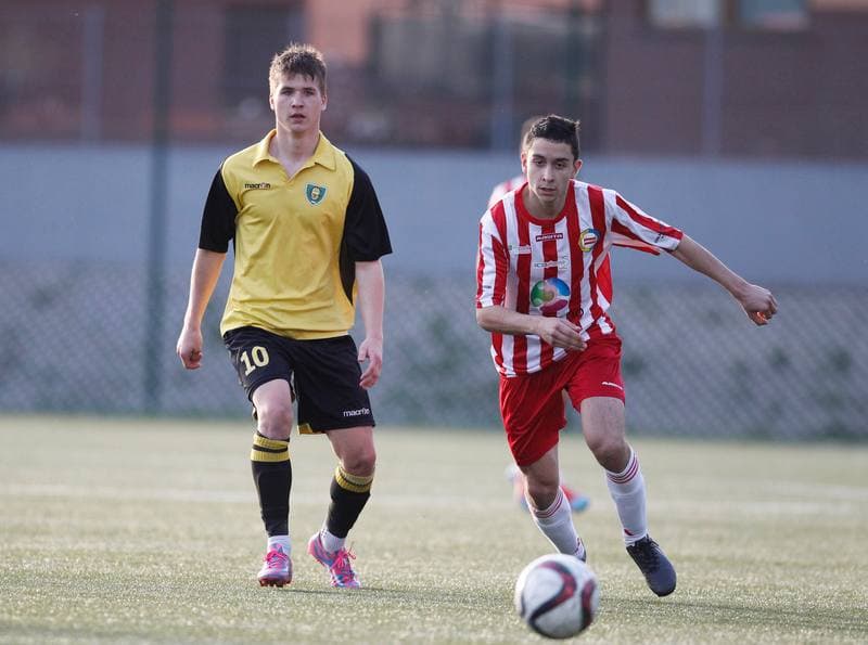 Football. IV Liga. GKS II Katowice - Szczakowianka Jaworzno. 12.04.2015
