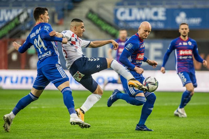 Football. PKO BP Ekstraklasa. Piast Gliwice - Gornik Zabrze. 12.04.2021