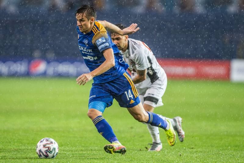 Football. III Liga. Ruch Chorzow - Piast Zmigrod. 22.08.2020