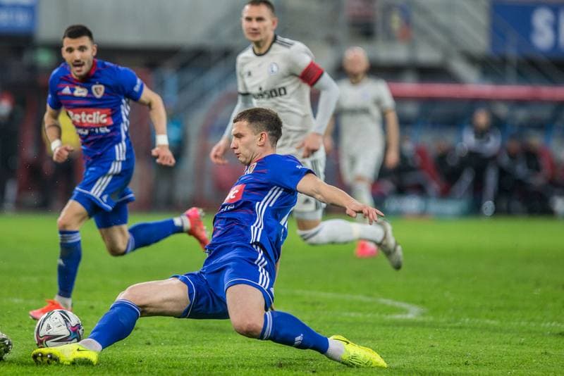 Football. PKO BP Ekstraklasa. Piast Gliwice - Legia Warsaw. 21.04.2021