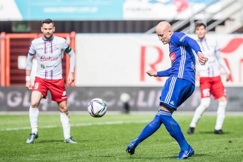 Football. PKO BP Ekstraklasa. Piast Gliwice - Podbeskidzie Bielsko-Biala. 03.05.2021