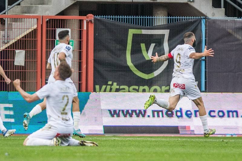 Football. PKO BP Ekstraklasa. Piast Gliwice - Lech Poznan. 08.05.2022