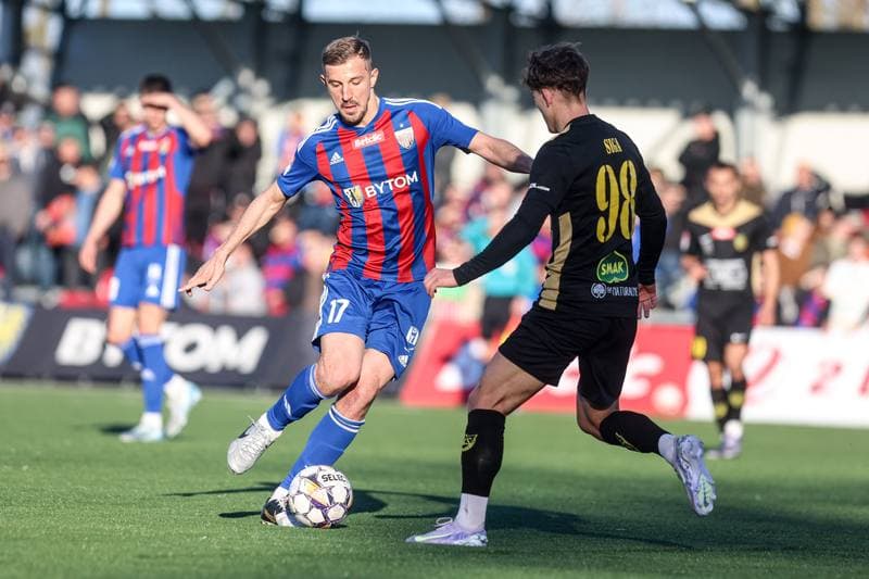 Football. Betclic II Liga. Polonia Bytom - GKS Jastrzebie. 16.03.2025