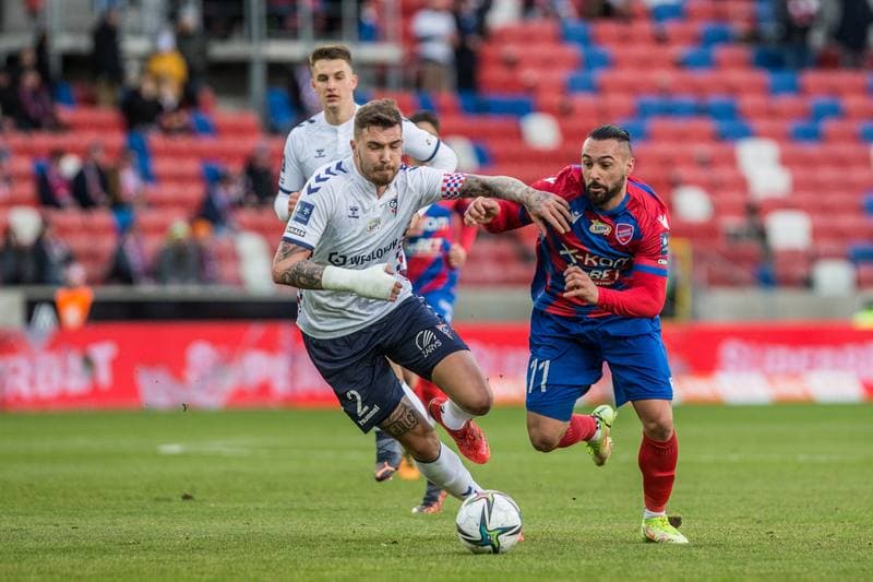 Football. PKO BP Ekstraklasa. Gornik Zabrze - Rakow Czestochowa. 20.02.2022