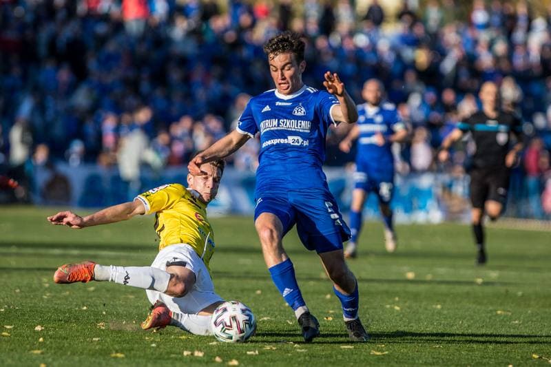 Football. eWinner II liga. Ruch Chorzow - Olimpia Elblag. 30.10.2021