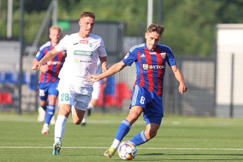 Football. Betclic II Liga. Polonia Bytom - Rekord Bielsko-Biala. 11.08.2024
