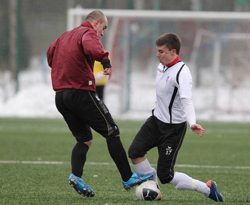 Football. Sparing. Gornik Zabrze - Orzel Balin. 20.01.2012