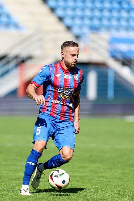 Football. PKO BP Ekstraklasa. Piast Gliwice - Puszcza Niepolomice. 15.09.2024