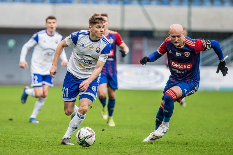 Football. PKO BP Ekstraklasa. Piast Gliwice - Stal Mielec. 18.12.2021