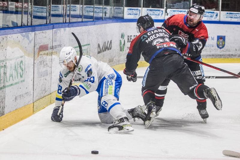 Ice Hockey. PHL. Re-Plast Unia Oswiecim - Ciarko STS Sanok. 20.12.2021