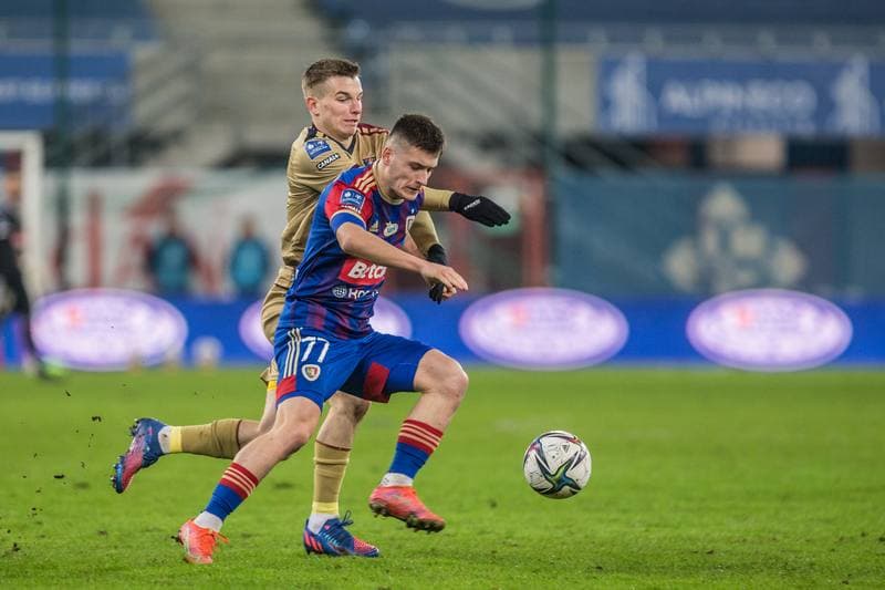 Football. PKO BP Ekstraklasa. Piast Gliwice - Pogon Szczecin. 05.02.2022