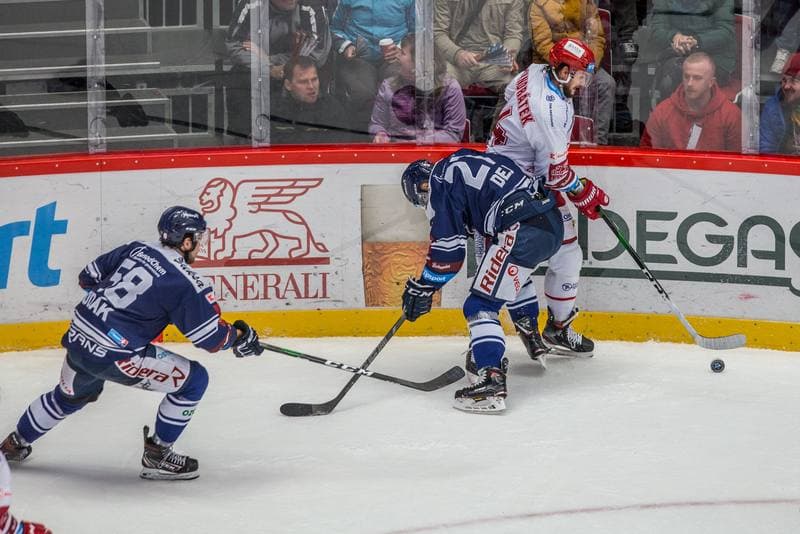 Ice Hockey. Tipsport Extraliga. Ocelari Trinec - Vitkovice Ridera. 21.11.2019