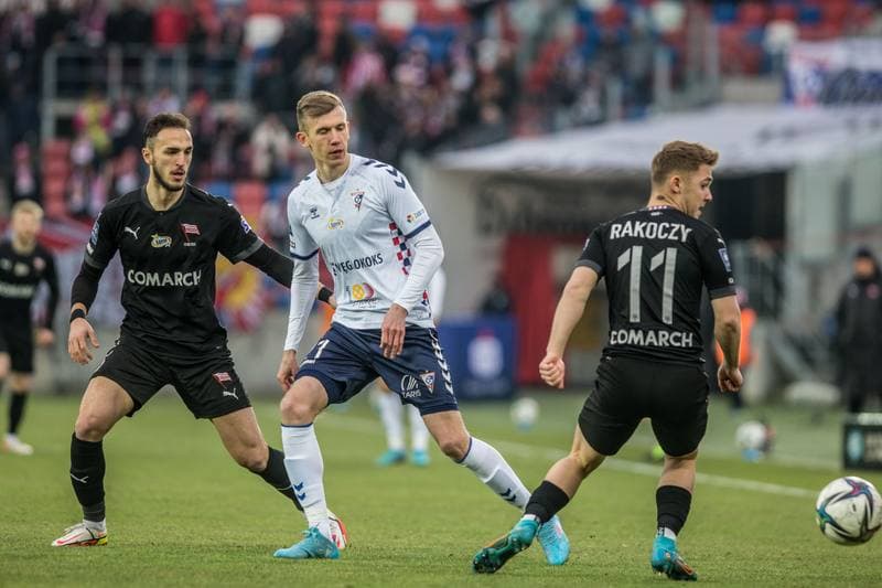 Football. PKO BP Ekstraklasa. Gornik Zabrze - Cracovia Krakow. 06.03.2022