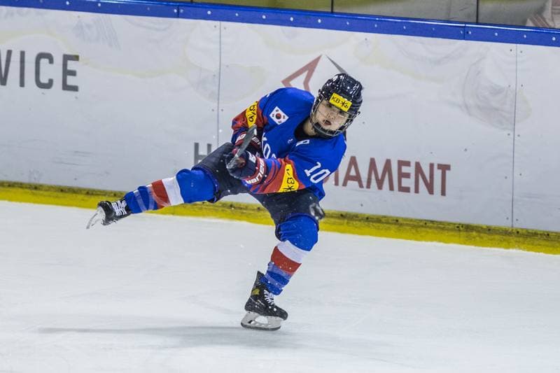 Ice Hockey. Women's World Championship Division 1 Group B. China - Korea. 08.04.2022