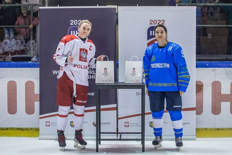 Ice Hockey. Women's World Championship Division 1B. Poland - Kazakhstan. 08.04.2022