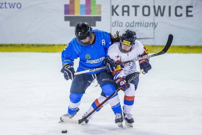 Ice Hockey. Women's World Championship Division 1 Group B. Korea - Kazakhstan. 09.04.2022