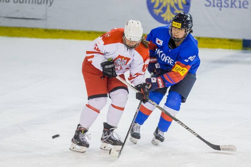 Ice Hockey. Women's World Championship Division 1B. Korea - Poland. 11.04.2022