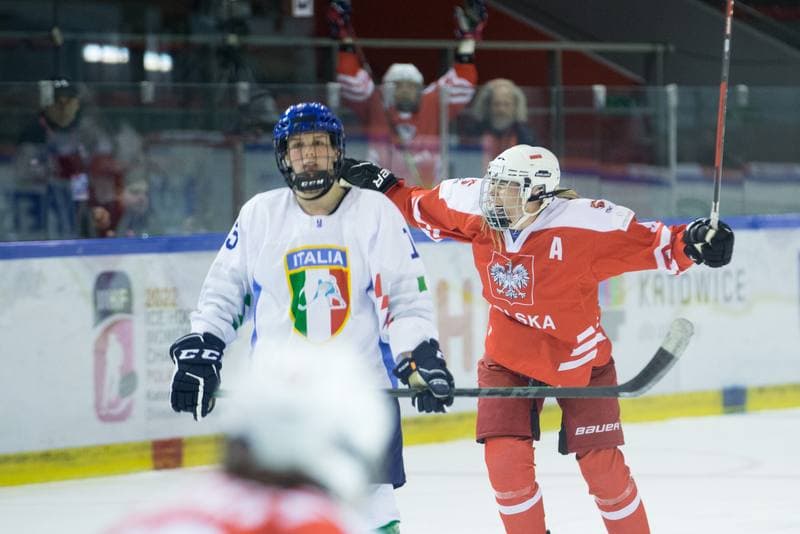 Ice Hockey. Women's World Championship Division 1B. Poland - Italy. 12.04.2022