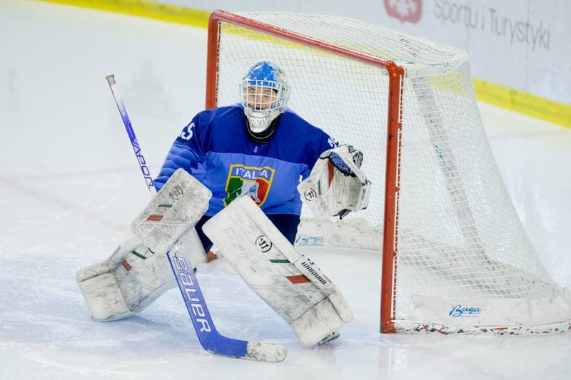 Ice Hockey. Women's World Championship Division 1 Group B. Italy - Korea. 14.04.2022