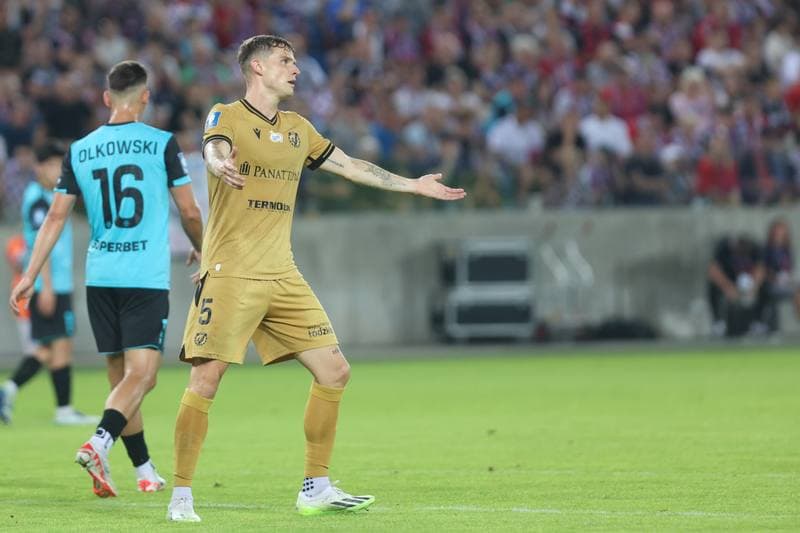 Football. PKO BP Ekstraklasa. Gornik Zabrze - Widzew Lodz. 18.08.2023