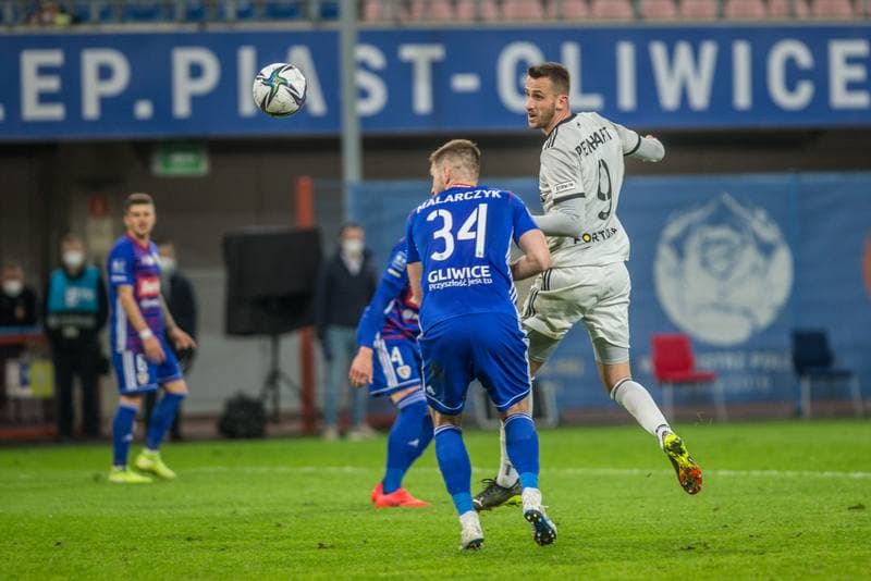 Football. PKO BP Ekstraklasa. Piast Gliwice - Legia Warsaw. 21.04.2021