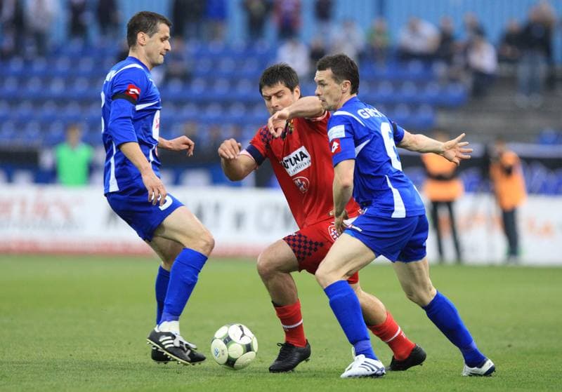 Football. Ekstraklasa. Ruch Chorzow - Odra Wodzislaw. 20.04.2010