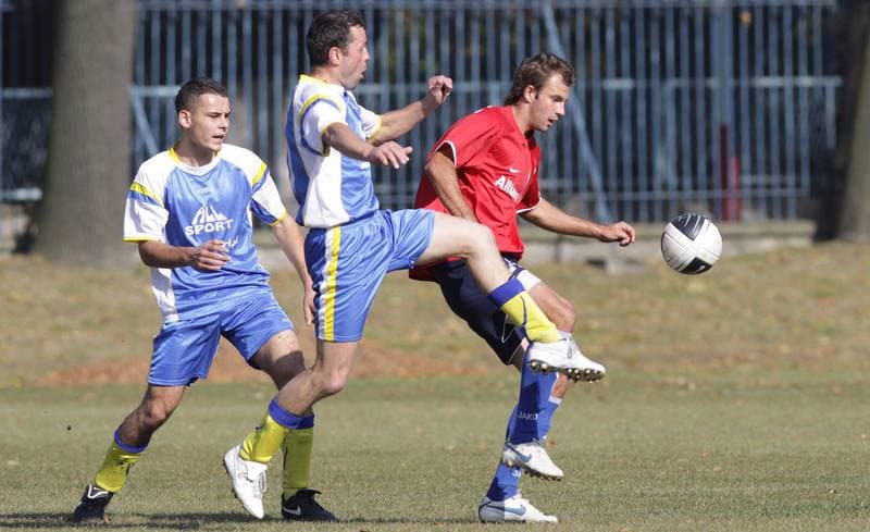 Football. B klasa grupa II. Gornik II Zabrze - Korona Barglowka. 10.10.2010