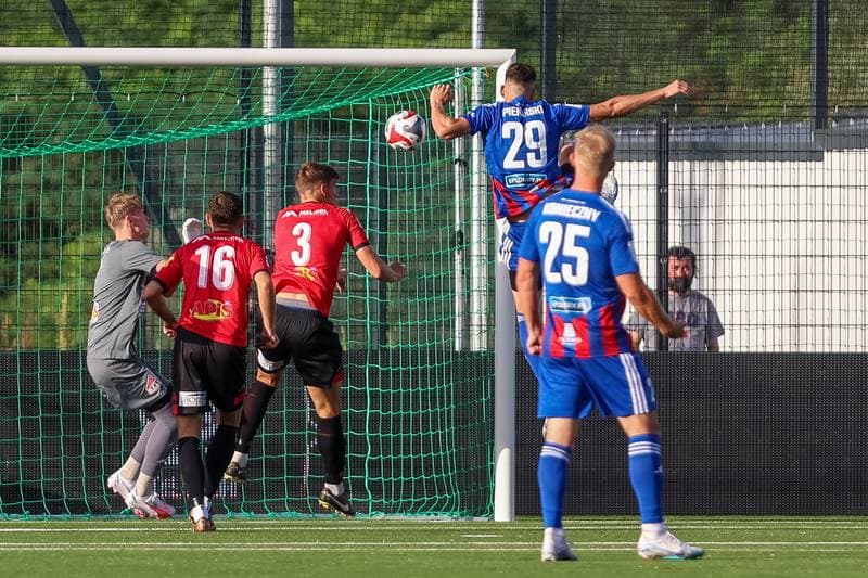 Football. II Liga. Polonia Bytom - Pogon Siedlce. 02.09.2023