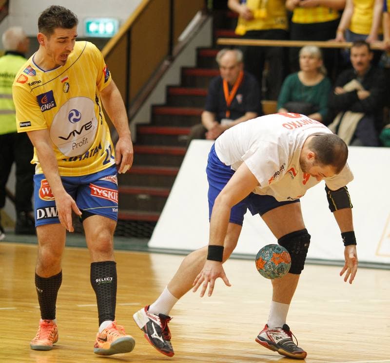 Handball. PGNiG Superliga. Gornik Zabrze - Vive Kielce. 08.12.2013