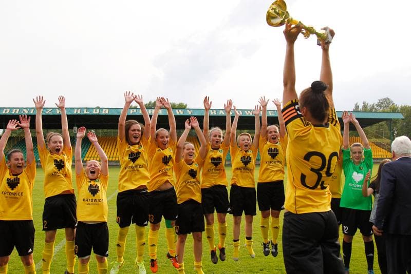 Football. Women's II Liga. GKS Katowice - Jaskolki Chorzow. 19.06.2016