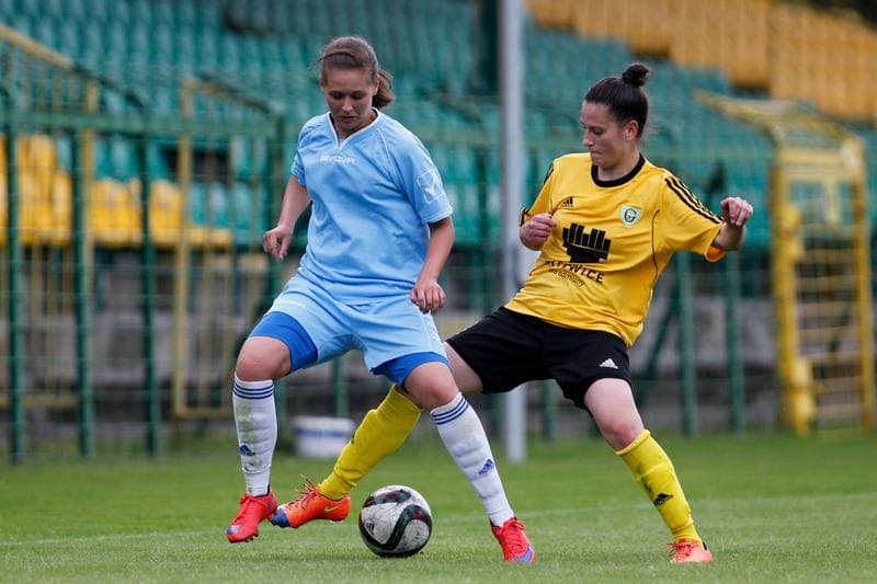 Football. Women's II Liga. GKS Katowice - Jaskolki Chorzow. 19.06.2016