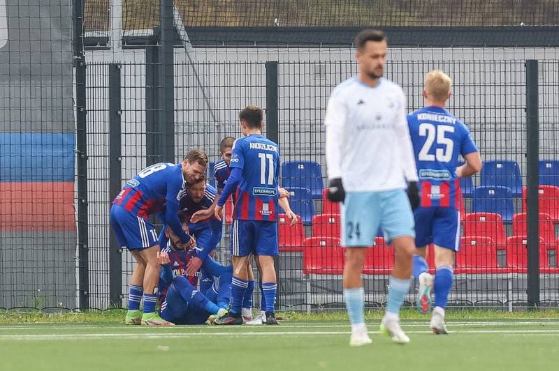 Football. II Liga. Polonia Bytom - Kotwica Kolobrzeg. 18.11.2023