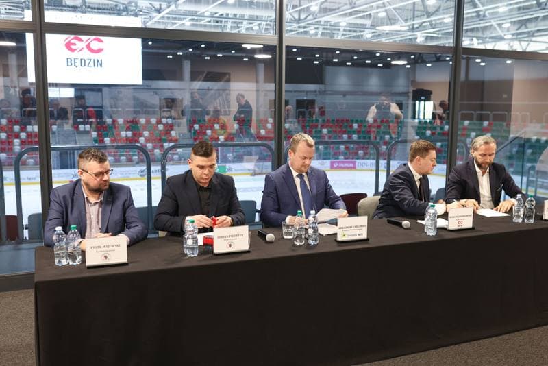 Ice Hockey. EC Bedzin. Press Conference. 03.04.2024