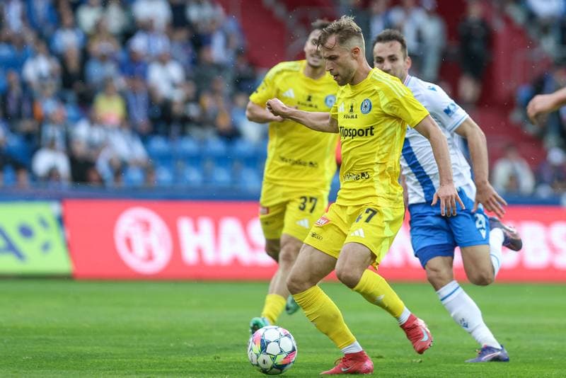 Football. Chance Liga. Banik Ostrava - Sigma Olomouc. 03.05.2025