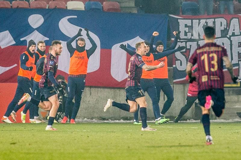 Football. PKO BP Ekstraklasa. Gornik Zabrze - Pogon Szczecin. 12.12.2021