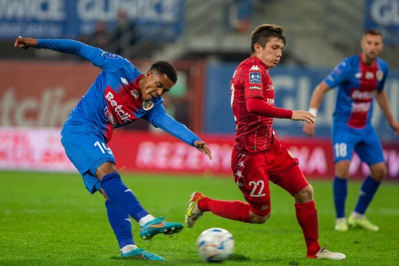 Football. PKO BP Ekstraklasa. Piast Gliwice - Widzew Lodz. 10.10.2022