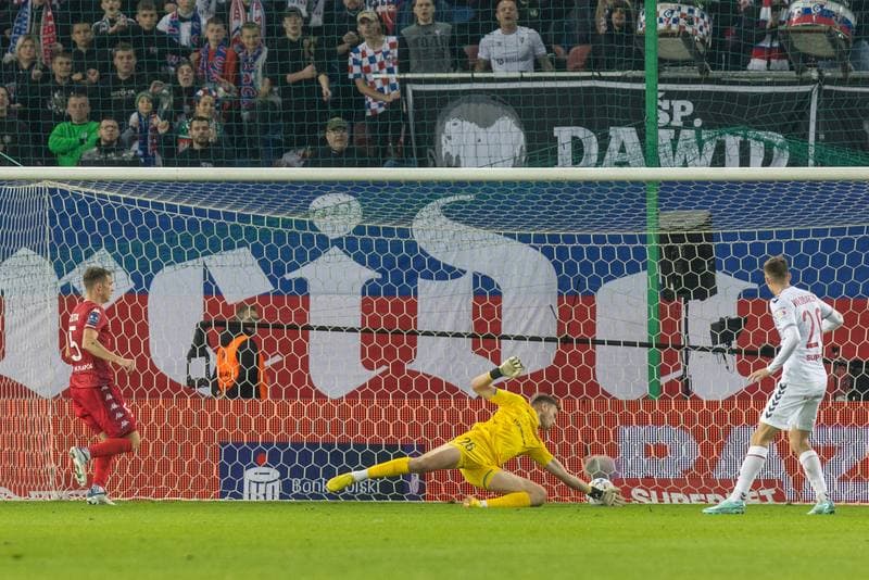 Football. PKO BP Ekstraklasa. Gornik Zabrze - Widzew Lodz. 28.10.2022
