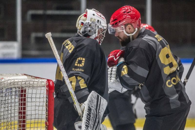 Ice Hockey. PHL. Re-Plast Unia Oswiecim - Comarch Cracovia. 28.11.2021