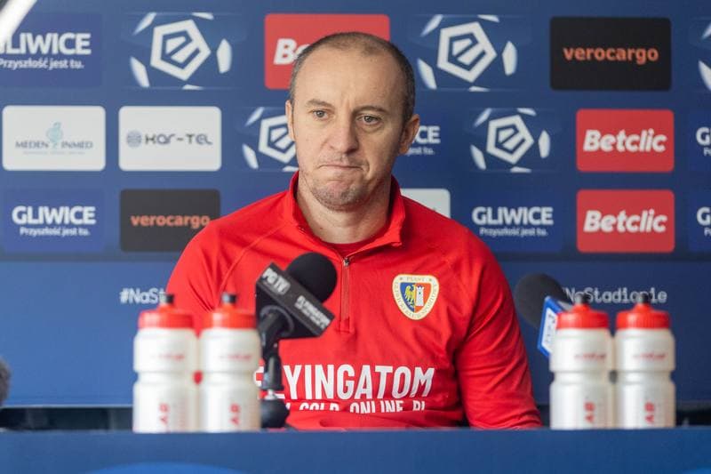Football. Piast Gliwice. Press Conference. 03.11.2022