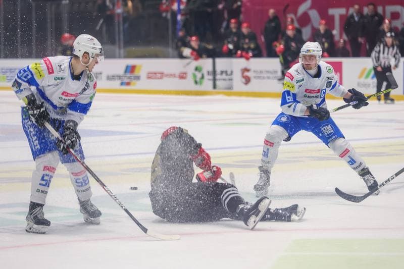 Ice Hockey. Tauron Re-Plast Puchar Polski. Tauron Re-Plast Unia Oswiecim - Comarch Cracovia. 29.12.2022