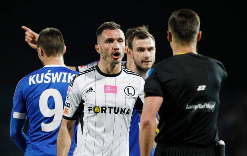 Football. T-Mobile Ekstraklasa. Ruch Chorzow - Legia Warsaw. 24.04.2015