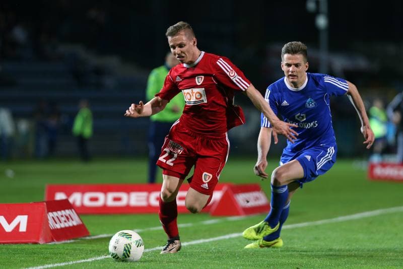 Football. Ekstraklasa. Ruch Chorzow - Piast Gliwice. 11.05.2016